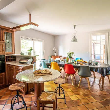 Maison Familiale *