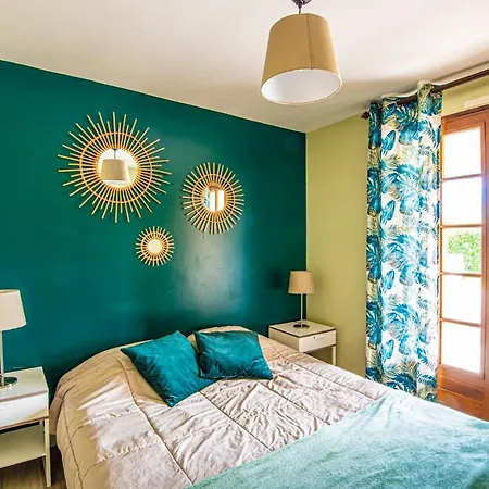 Maison Familiale Holiday home *